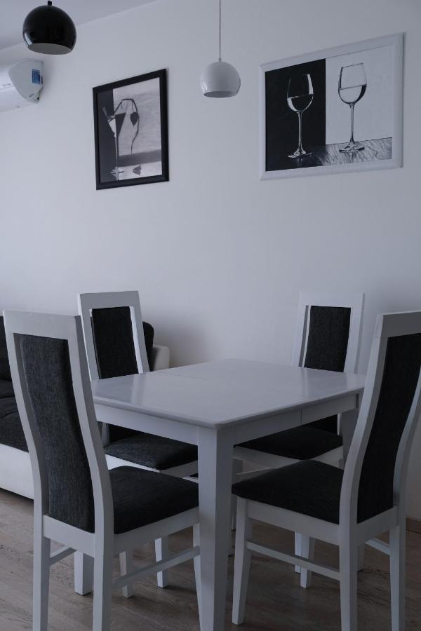 D&A Apartments Obozowa วอร์ซอ ภายนอก รูปภาพ
